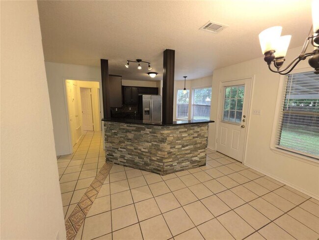 Building Photo - 1600 Hollow Tree Blvd