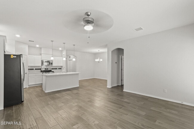 Building Photo - 7352 Frostline Pl