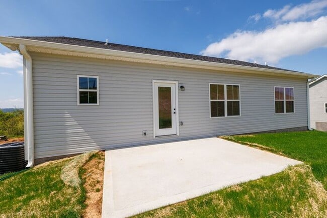 Building Photo - New Construction in Hardin Valley!