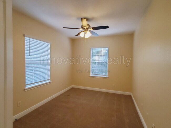 Building Photo - 1381 Orchid Ave