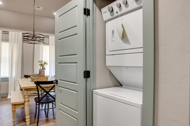 Building Photo - 2708 NW 11th St