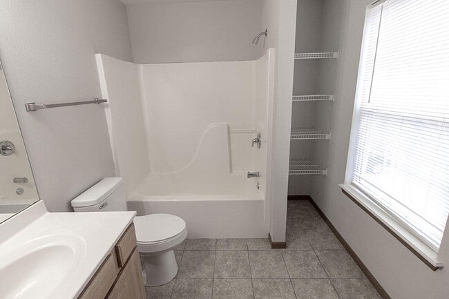 Building Photo - 1637 Citadel Dr