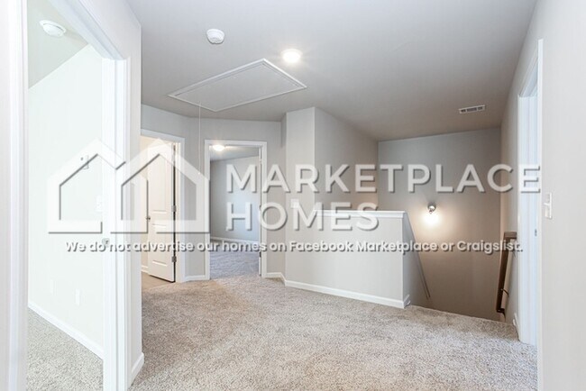 Building Photo - 207 W L Miller Dr