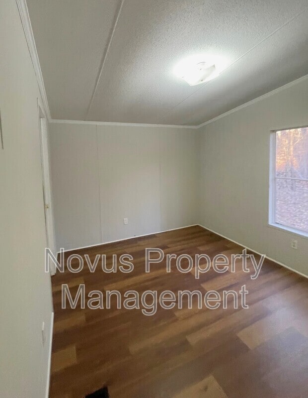 Building Photo - 249 Oakleigh Dr