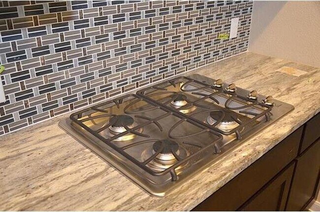 Building Photo - 15908 Dink Pearson Ln