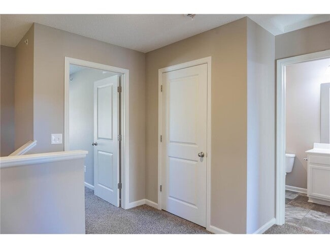 Building Photo - 1619 Windigo Ln