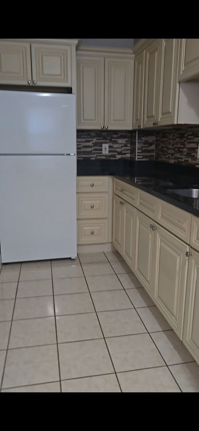 Building Photo - Residences at Lafayette LLC- 176 Lafayette