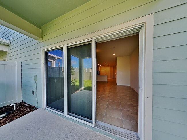 Building Photo - 3187 Emerald Acrs Ln