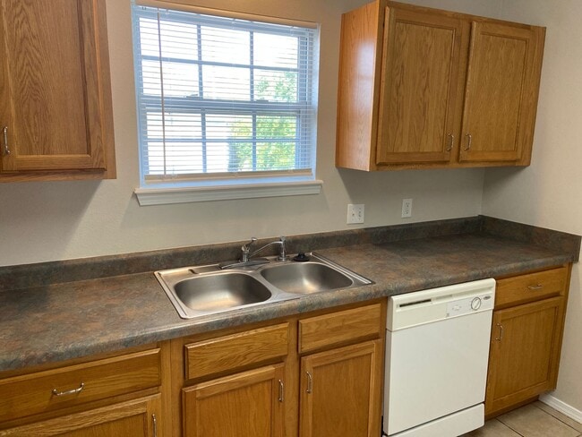 Building Photo - Condominium in Academy Commons
