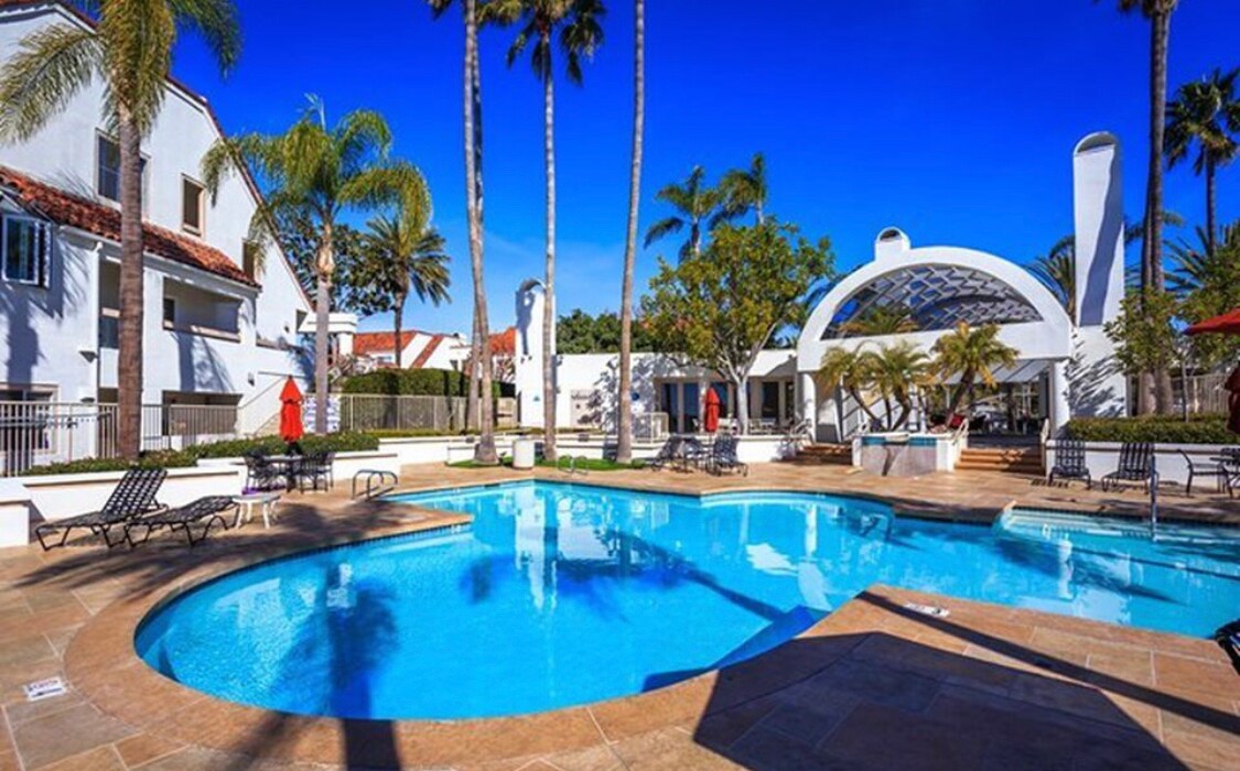 Building Photo - 30 Vista del Mar