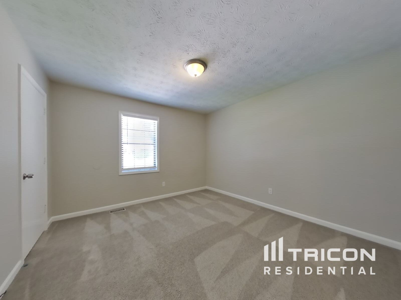 Building Photo - 1301 Fairridge Cir SW