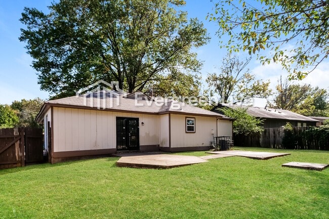 Building Photo - 3460 Meier Dr