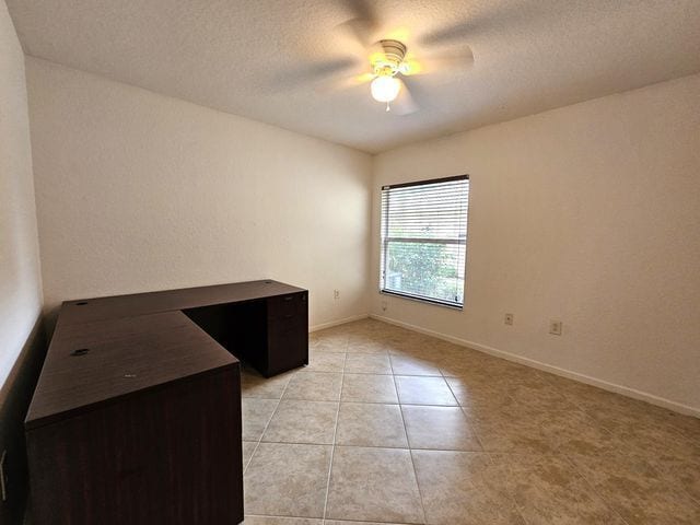 Building Photo - 7533 Topiary Ave