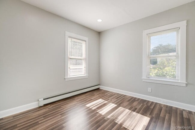 Building Photo - 42 Haab Ave