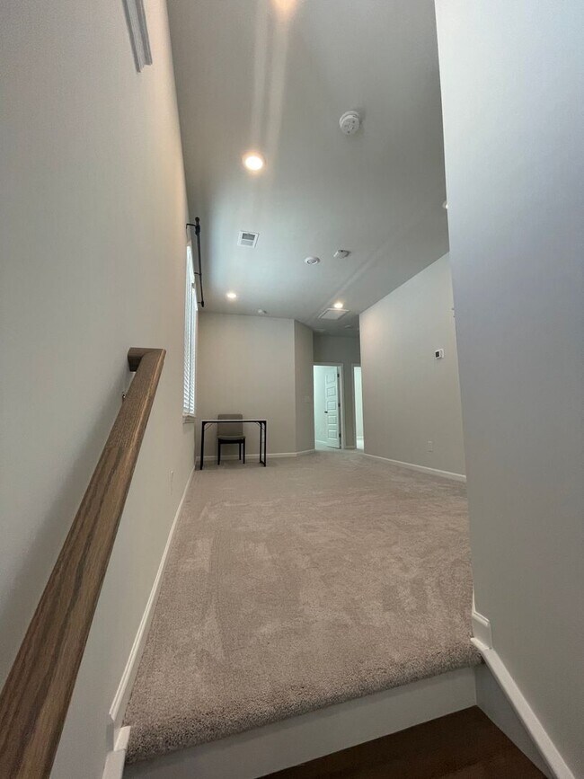 Building Photo - Spacious Johns Island Single Family Home
