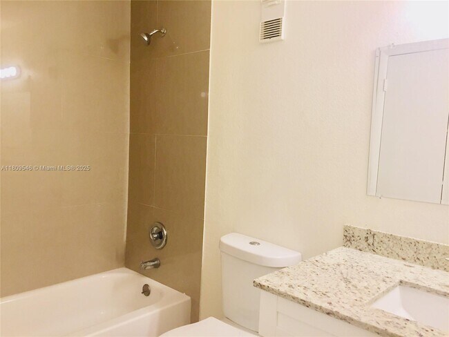 Building Photo - 10440 SW 156th Ct