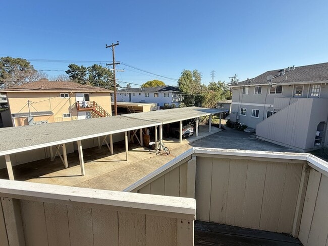 Building Photo - 1265-1271 Parkington Ave