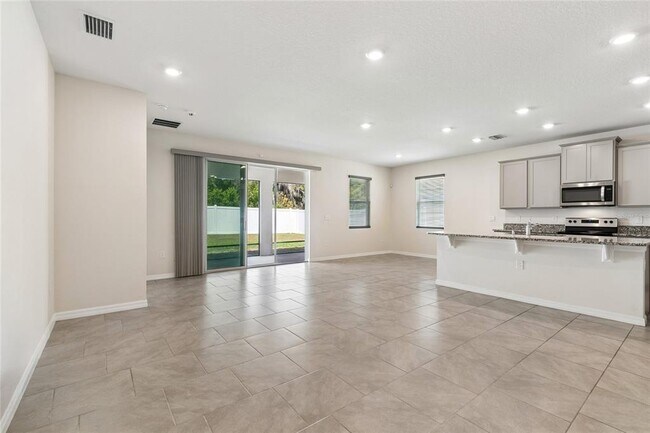 Building Photo - 35977 Morse Willow Ct