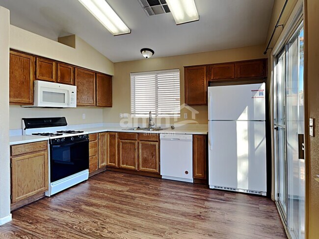 Building Photo - 5752 Taj Mahal Dr