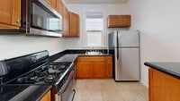 Building Photo - 1549 Clay St