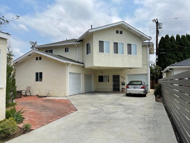 Building Photo - 4028 Tilden Ave