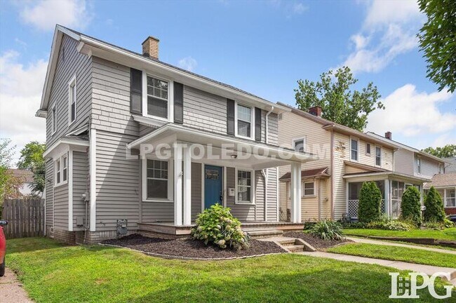 Building Photo - 4318 Commonwealth Ave