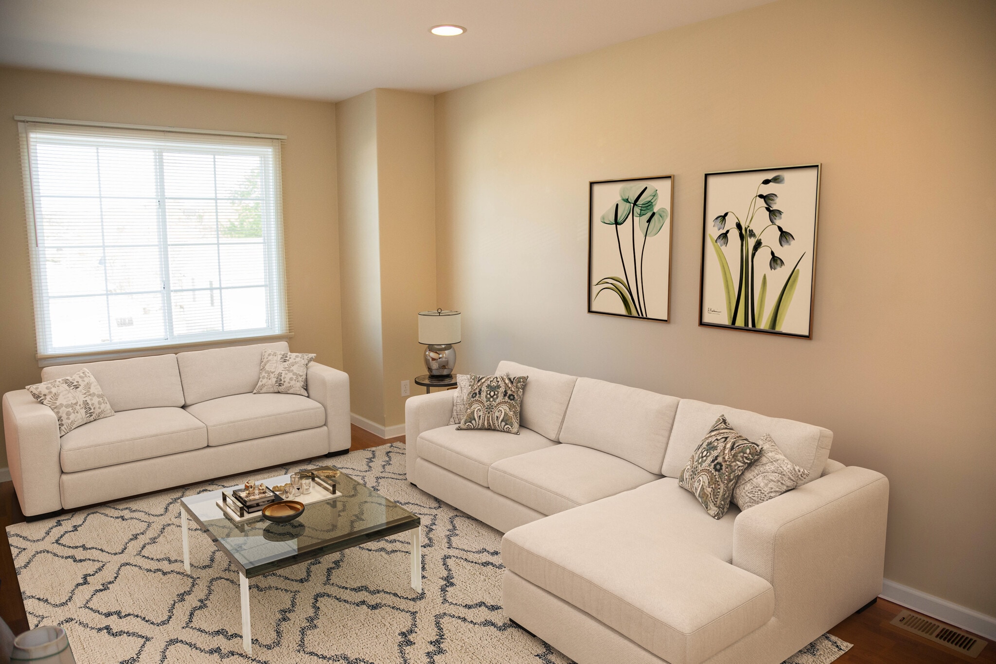 Building Photo - 2680 Beverly Ave