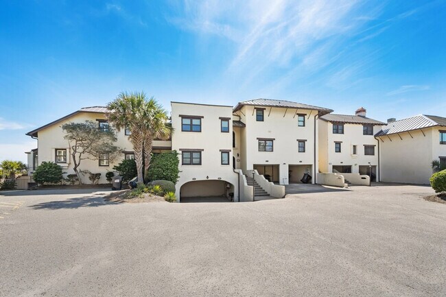 Building Photo - 409 Debordieu Blvd