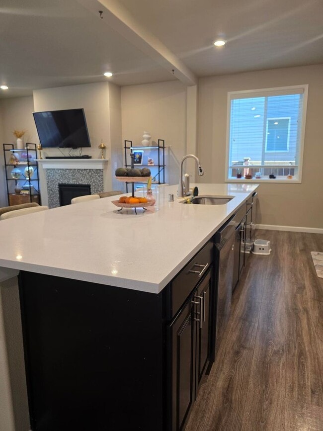Building Photo - Gig Harbor McCormick Creek Phase 2 - 4 bedroom 3 bathroom 2831 sq ft well maintained home! Avail ...