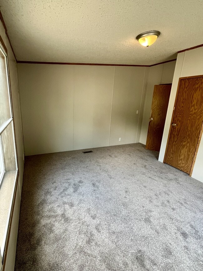 Building Photo - 3414 OH-83