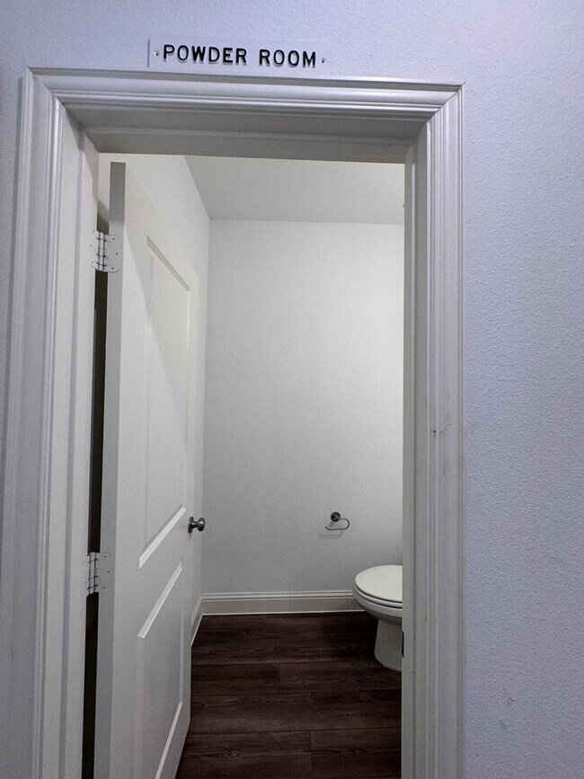 Building Photo - FULLY UPGRADED LUXURY TOWNHOME located in ...