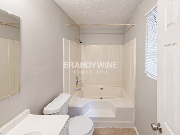 Building Photo - 2604 Clifton Run Trce