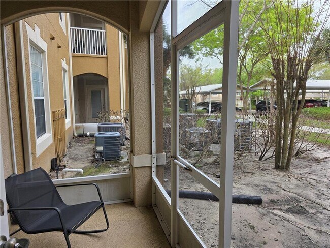 Building Photo - 2484 San Tecla St