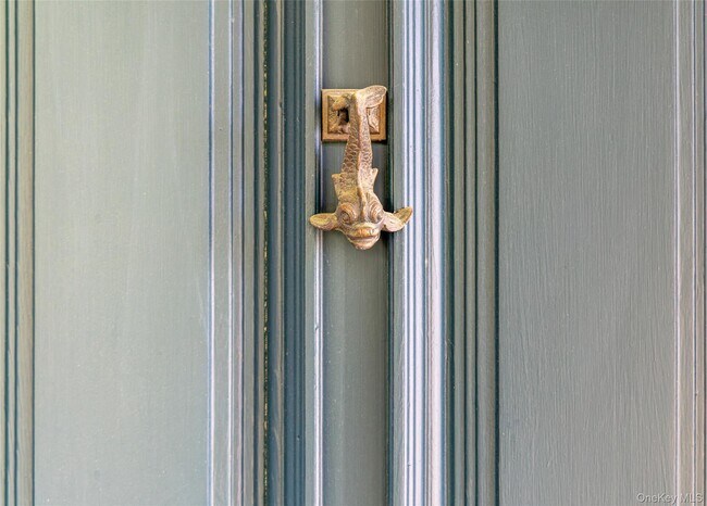 Building Photo - 78 Mecox Road