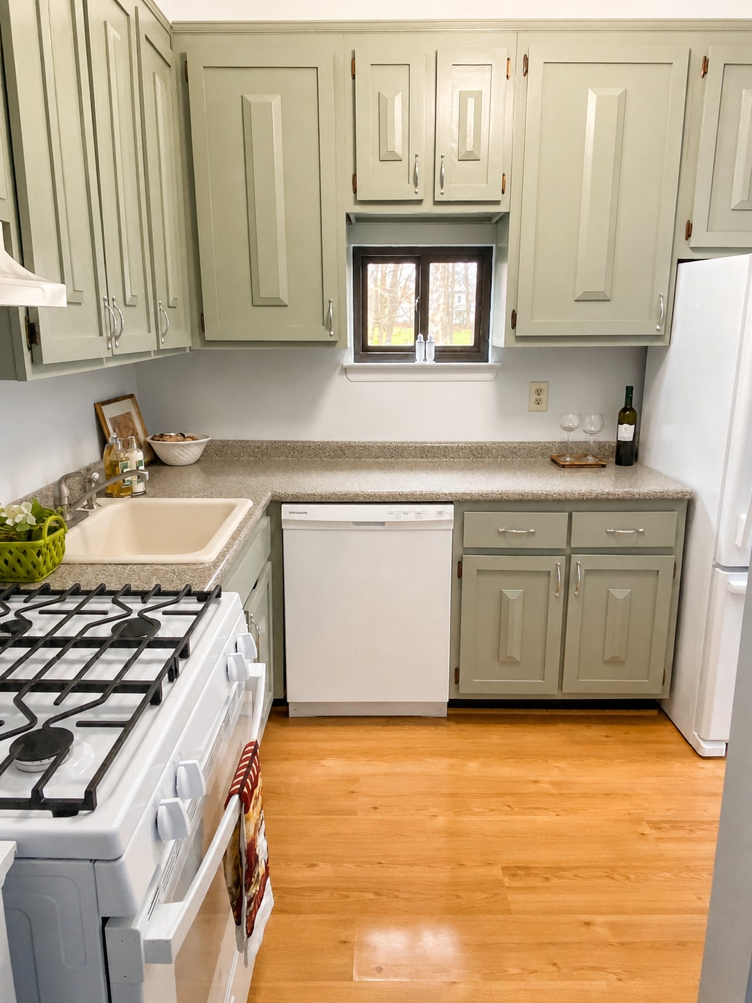 Dishwasher - 89 Olcott Way