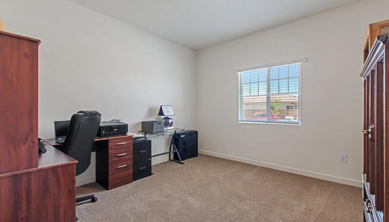 Building Photo - 675 Mahogany Dr
