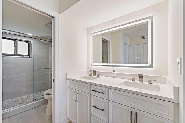 Building Photo - 400 Ocean Trail Way