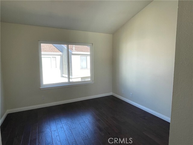 Building Photo - 381 Deerfield Ave