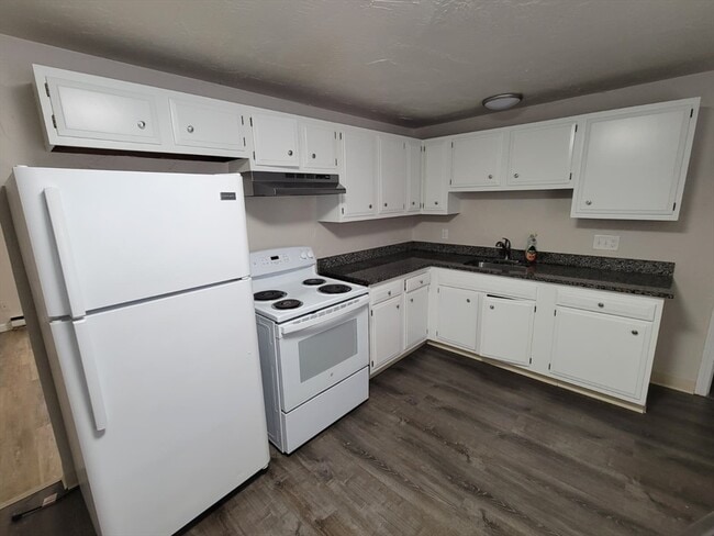 Building Photo - 285 Fairmont Ave