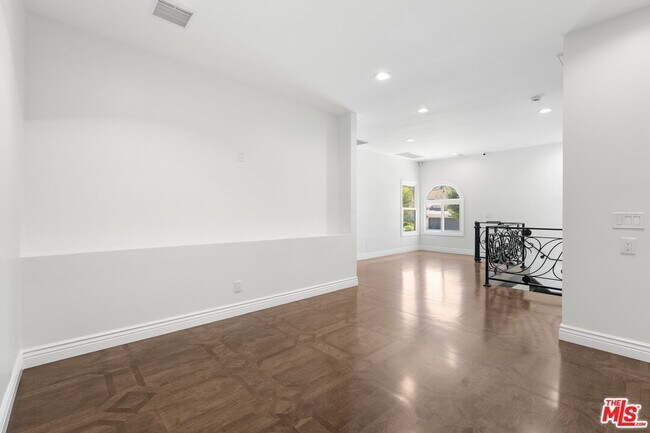 Building Photo - 22405 Calipatria Dr