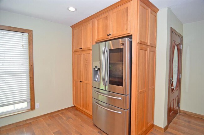 Building Photo - 11731 Bowie Dr