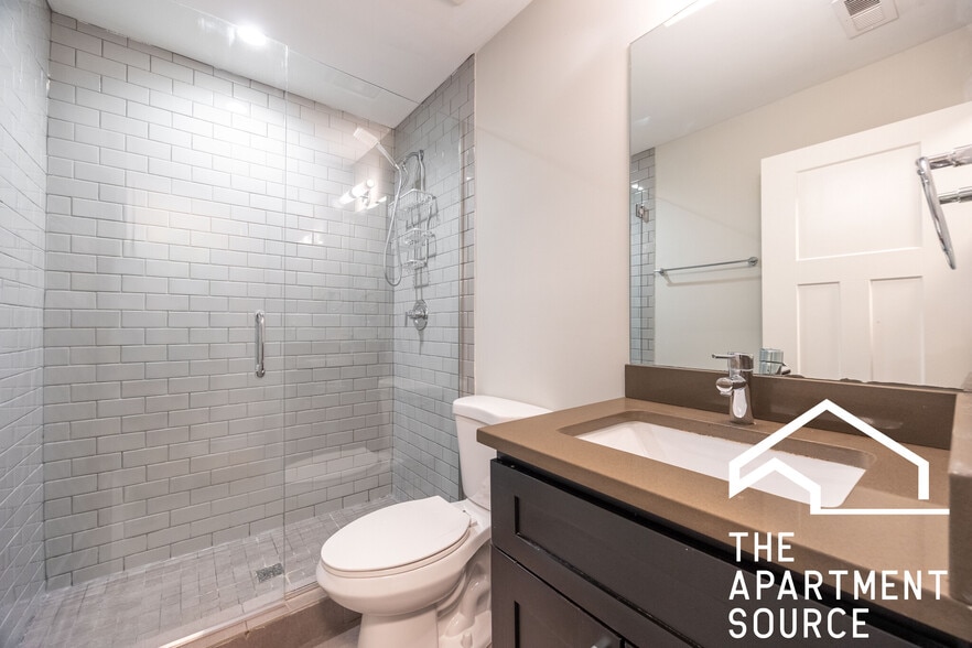 Building Photo - 4628 N Leavitt St