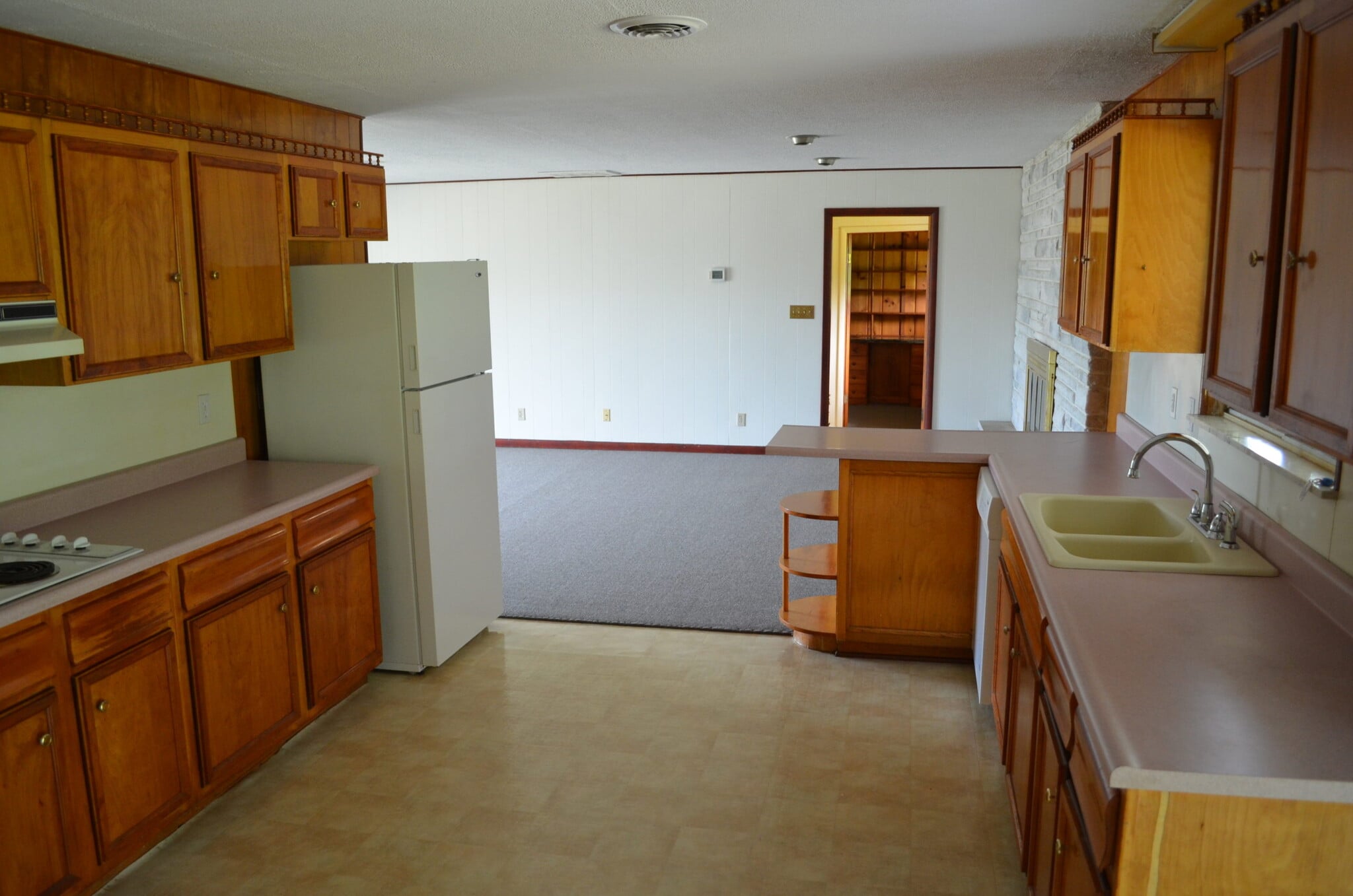 Building Photo - 93 Wonderhill Dr