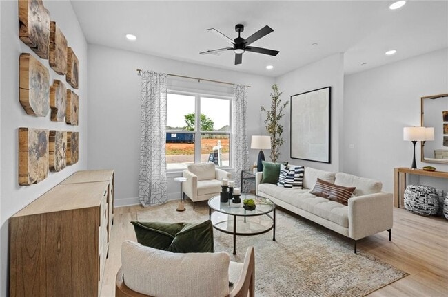 Building Photo - 3058 W Berkeley Ave