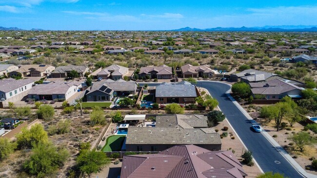 Building Photo - Spacious 4BR House in Cave Creek
