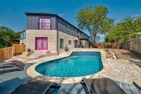 Building Photo - 120 Acapulco Dr