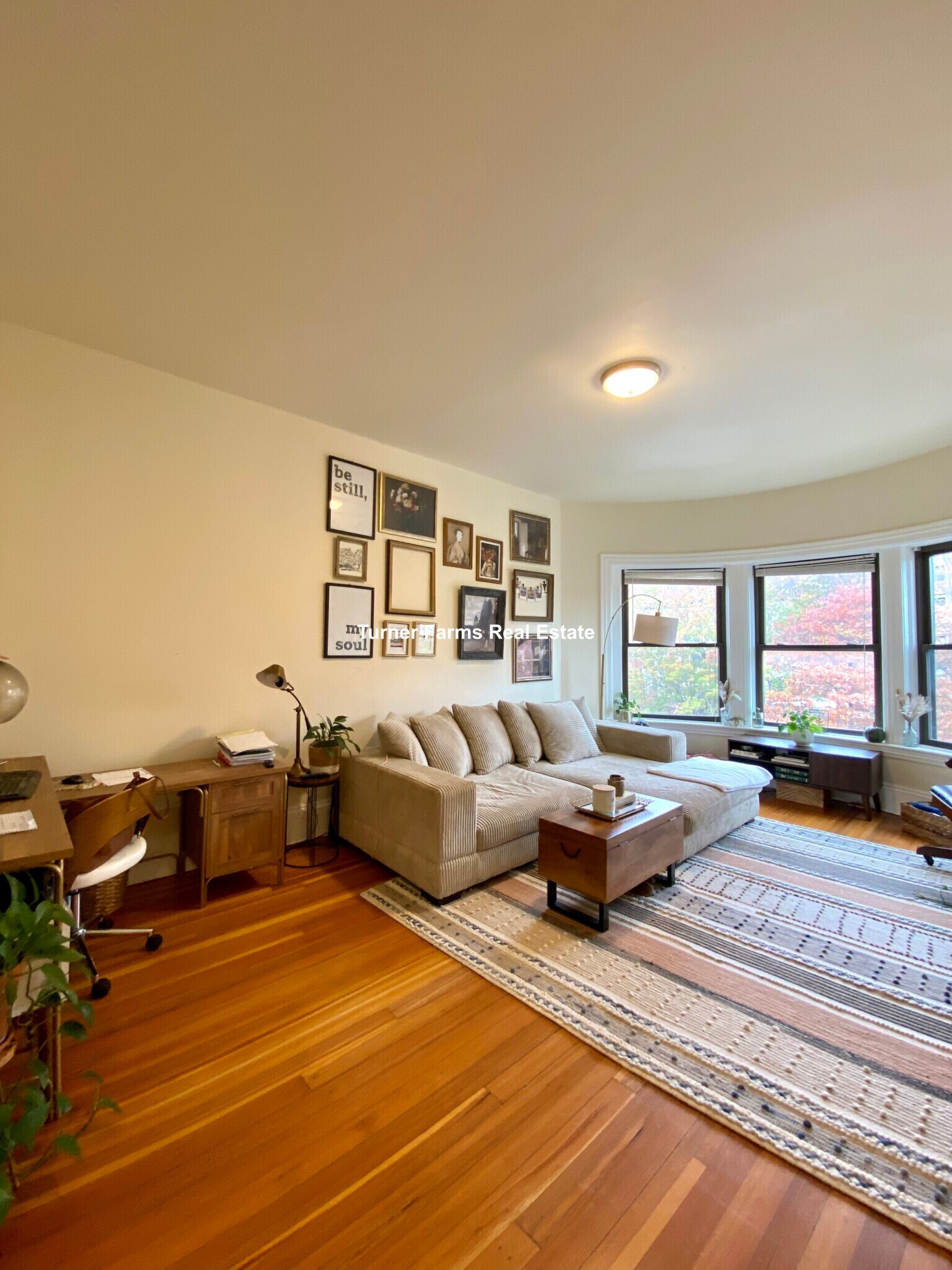 Building Photo - 1463 Beacon St