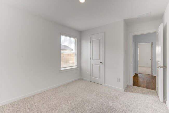 Building Photo - 9027 Rose Water Trl