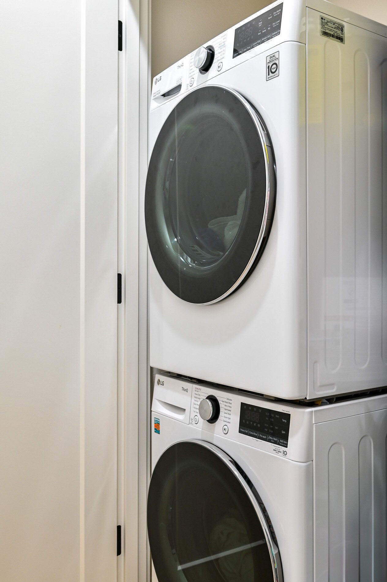 Building Photo - 1224 W 24th St