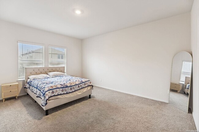 Building Photo - 4550 Meerkat Dr